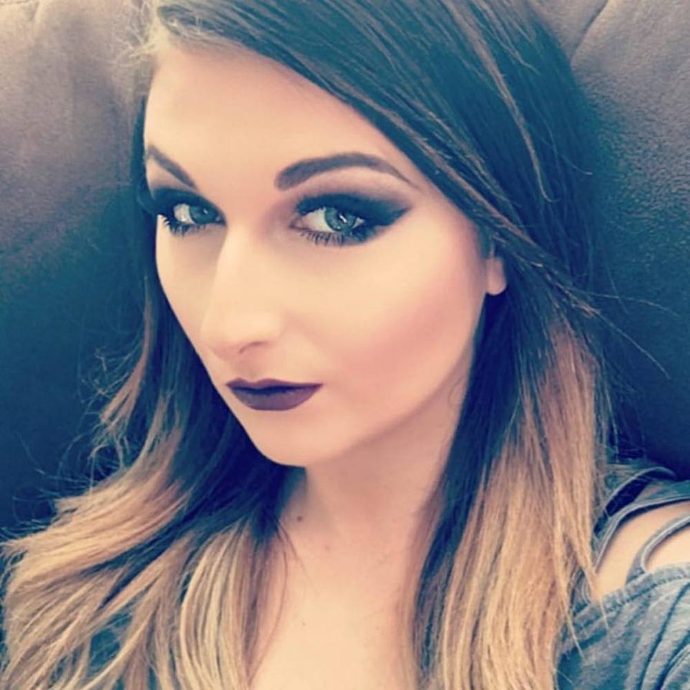 Meet your Posher, Kassie